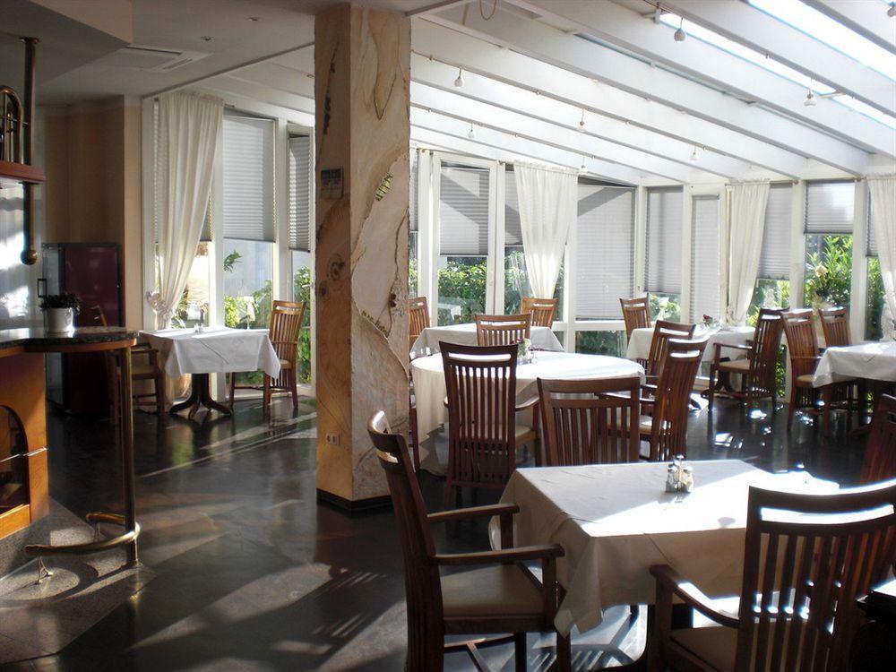 Hotel Bauschheimer Hof Rüsselsheim Exteriör bild